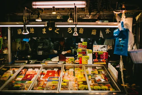 24 Hours Inside Tokyo's Tsukiji